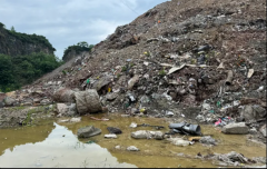 <b>110万立方米未经分拣的建建垃圾夹杂填埋到王芳</b>